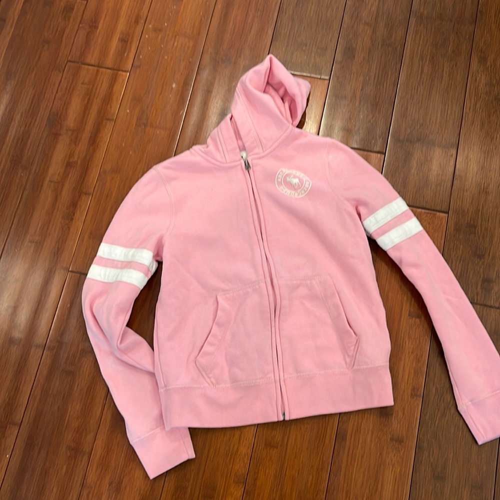 Abercrombie kids size 11 to 12 zipper sweatshirt, good condition pink color